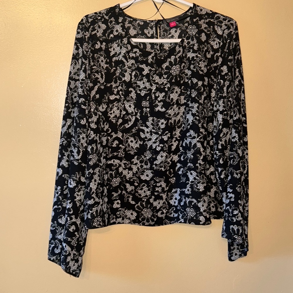 Vince Camuto blouse